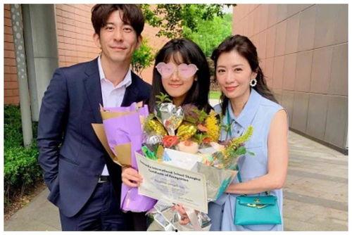 近期恋情爆料新闻视频下载,甜蜜瞬间引网友热议  第2张